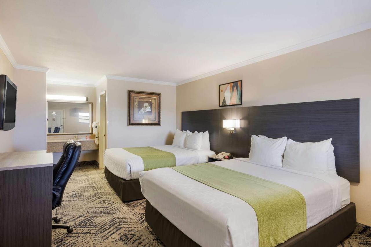 Surestay Hotel By Best Western Rockdale Экстерьер фото